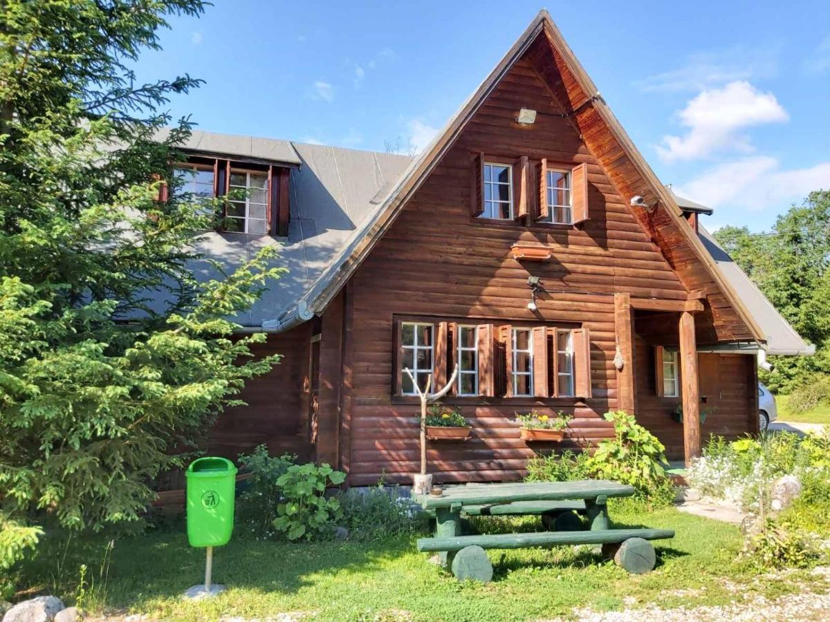 Casa Edelweiss - Gyopar - Flore De Colt ルメテア エクステリア 写真
